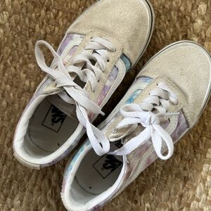 Vans little kids tie-die Sneakers size 14